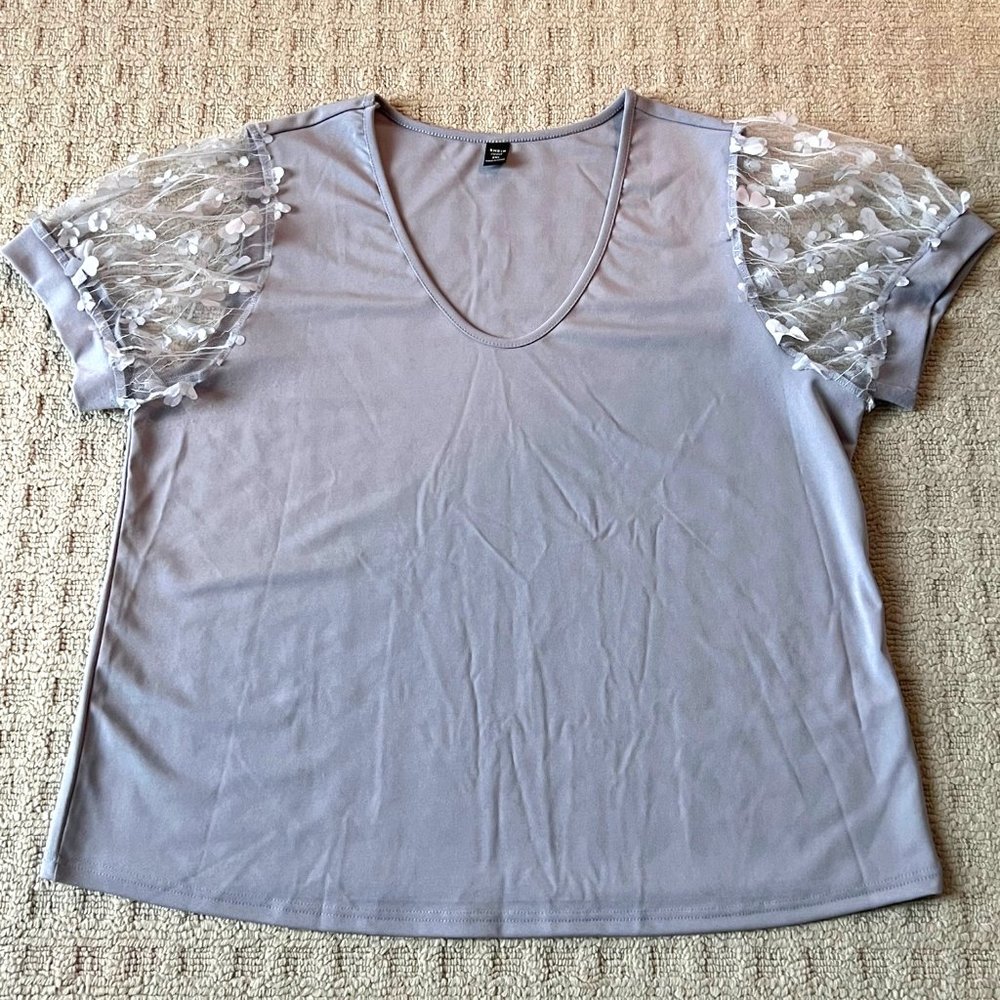 SHEIN Curve Short Sleeve V-Neck Top with Mesh Sleeves - 2XL